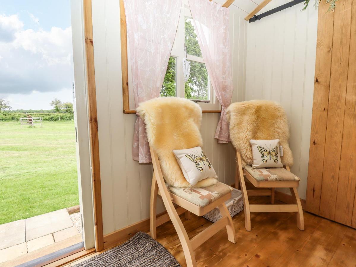 Honeybee Lodge ウッドホール・スパ エクステリア 写真